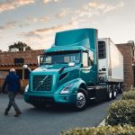 Volvo VNR Electric 6×2 Tractor with Reefer Trailer